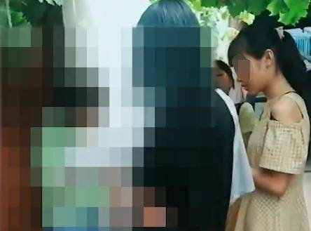 原创女孩因外号被轮番殴打录像，5名打人者均未满14岁，家长达成和解！