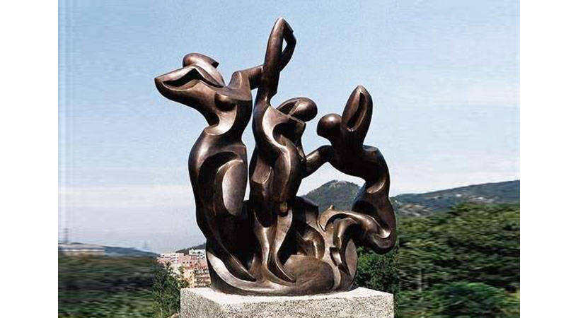 "艺术之母"舞蹈人物雕塑
