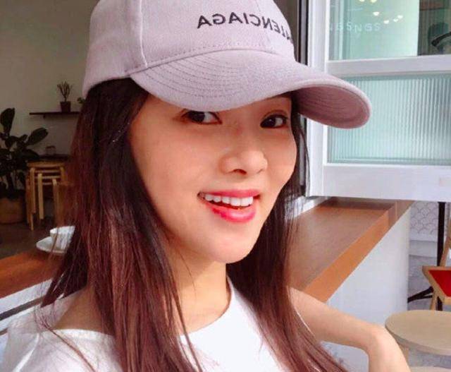 伊能静儿子爱穿女装，与他同框的也都是女生，引发网友热议