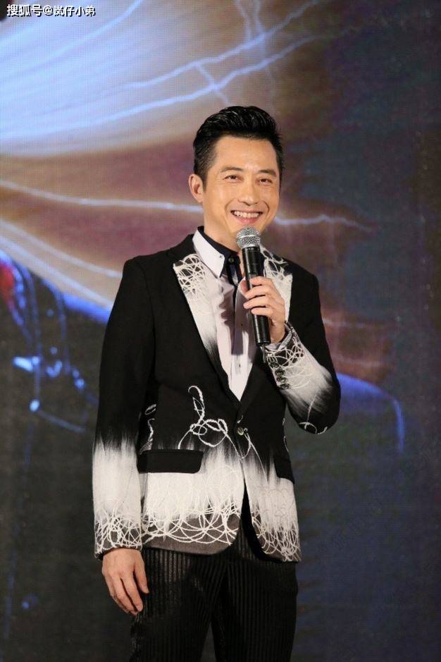 伊能静痛哭自爆童年阴影，前夫庾澄庆罕见力挺