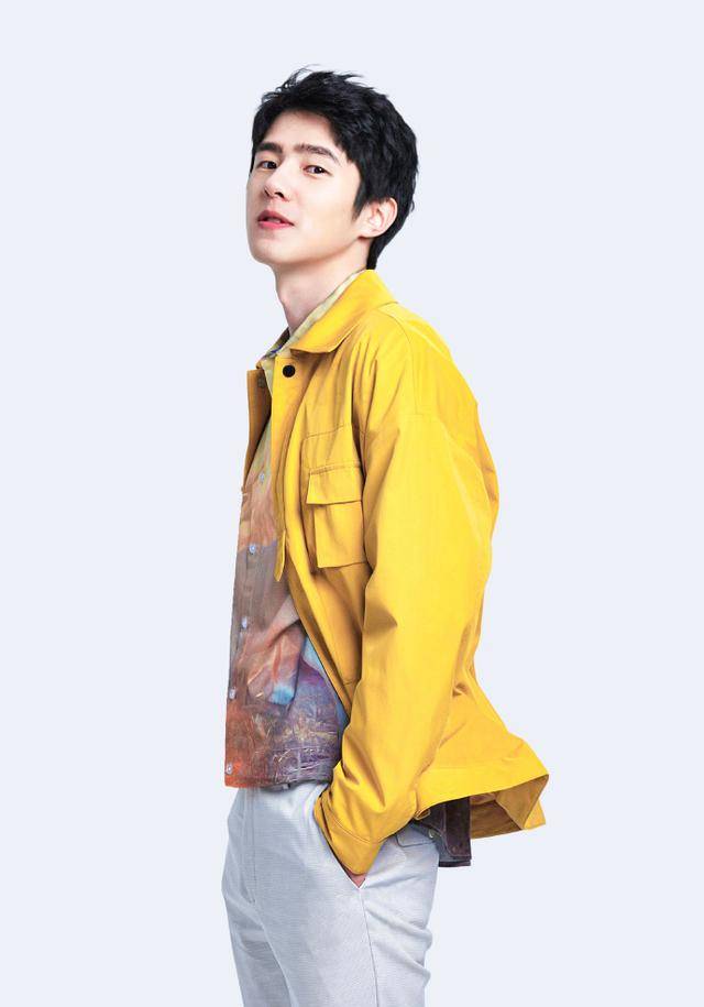 刘昊然到底什么情况？学妹张雪迎庆中戏毕业，