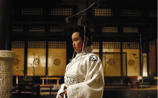 凯丽|原创95后星二代们:闫妮女儿跑龙套,张凯丽女儿被强捧,而他备受好评