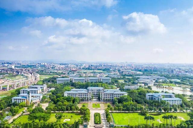贵贵|疑问！你会读民办本科么？学费贵贵贵贵贵贵！