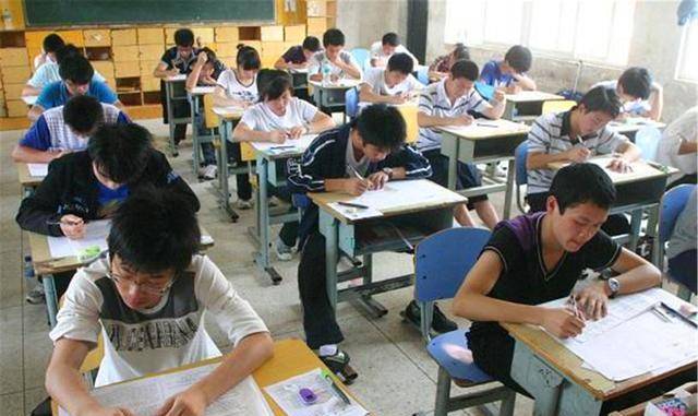 今年高考变数有多大?班主任:百万学生可能会错过大学! 今年高考变数有多大?班主任:百万学生可能会错过大学!