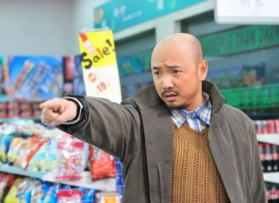 刷了徐峥18部电影发现规律:有头发的戏好,没头发
