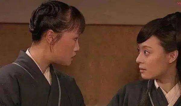 李佳航|原创蓝盈莹演戏下手重，曾将李佳航打到耳鸣，还洋洋得意被网友狂喷