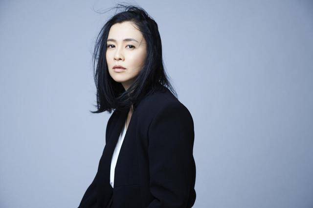 看新闻却得知丈夫出轨!50岁日本女星宣布离婚
