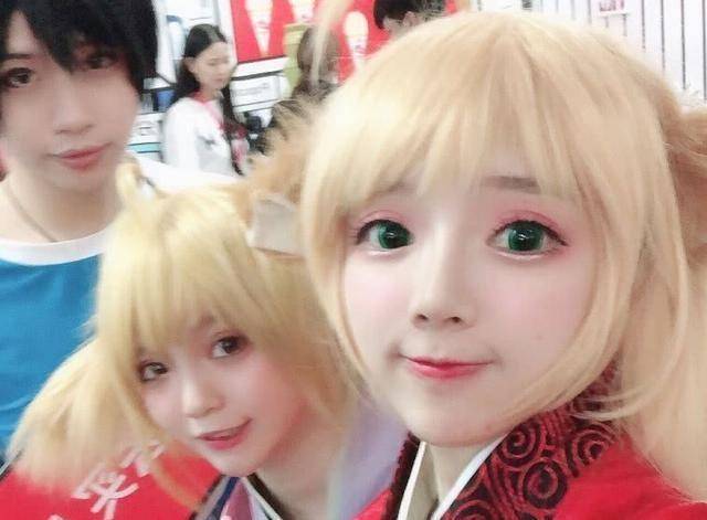 原创coser,演员,音乐人,汉服大使…22岁700万粉丝的王奕萌真火了