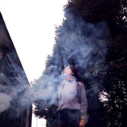 原创
搞笑GIF图:媳妇,你简直就是一个吃货啊,都睡着了都不忘记吃