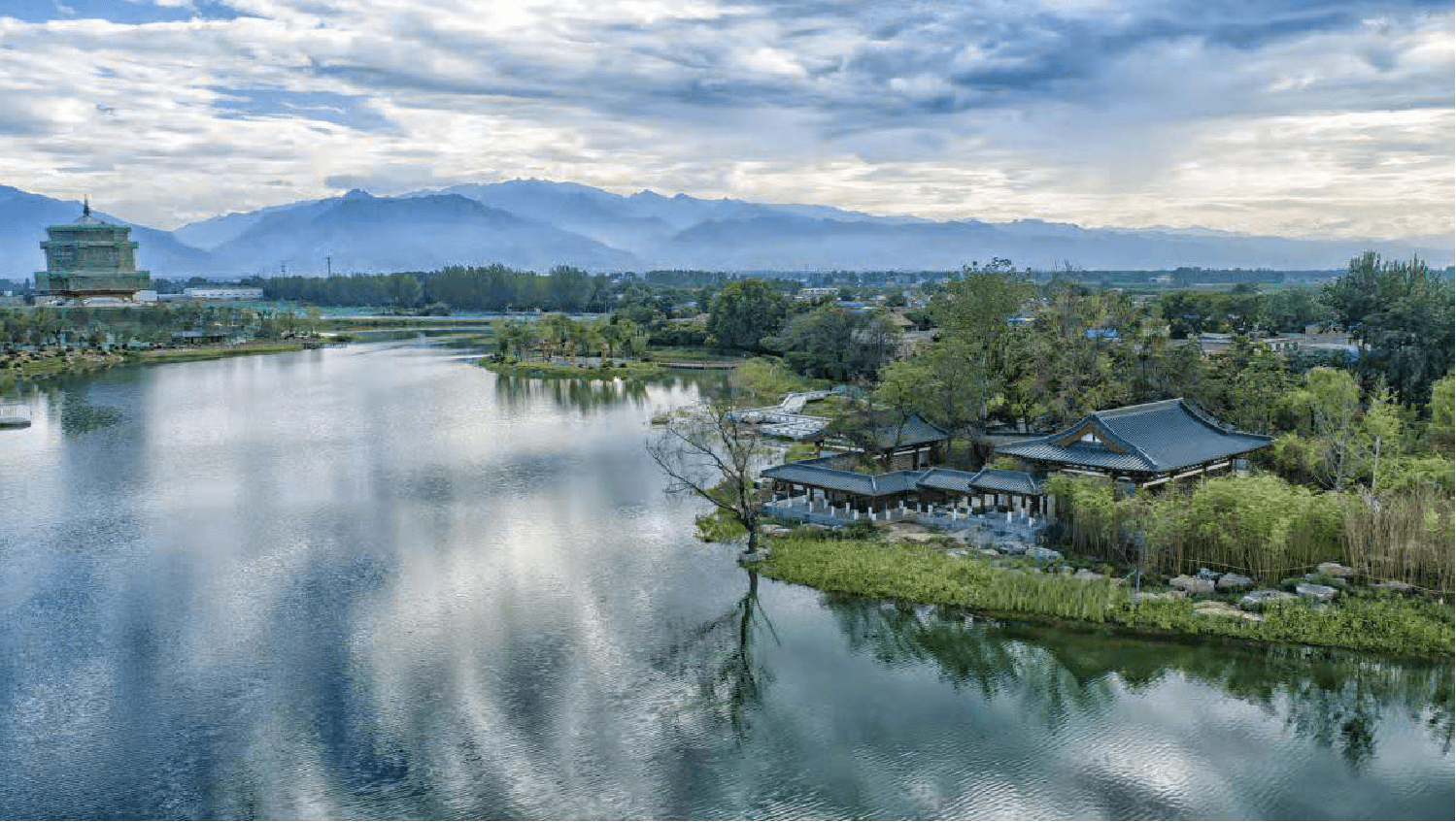 "关中山水最佳处"之渼陂湖水系修复屋面铝瓦工程