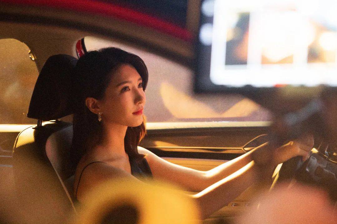 点击进入看图评论