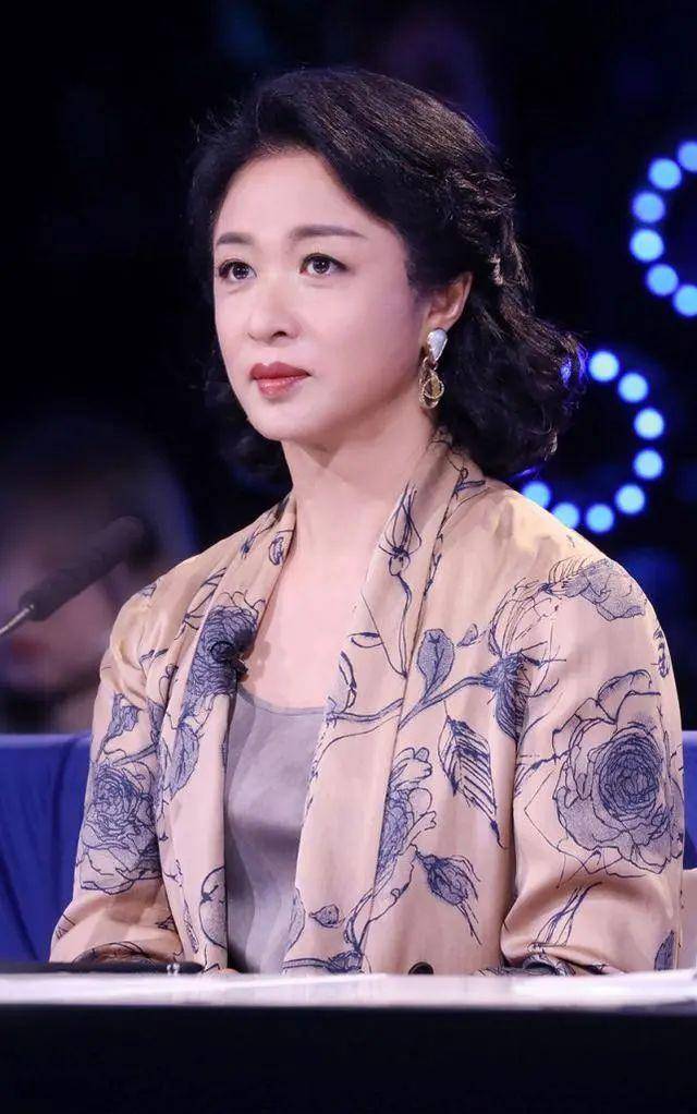 「姐姐」金星透露金星秀被无故停播!暗讽《姐姐》有猫腻太霸气
