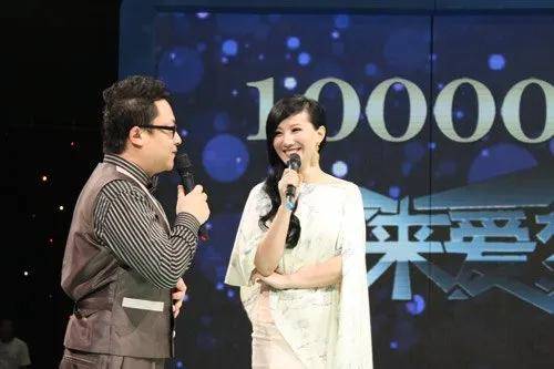 『卫视』30岁隐退留学深造,她如今过得怎么样?江苏卫视“扛把子”陈怡