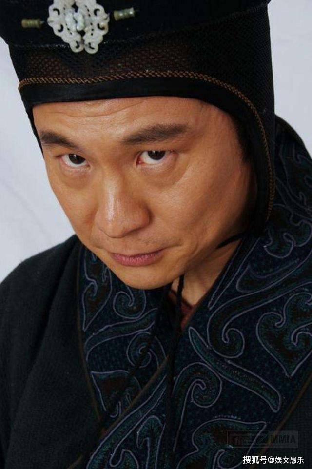 从玩世不恭到戏精，演技让胡歌都敬佩，54岁却落