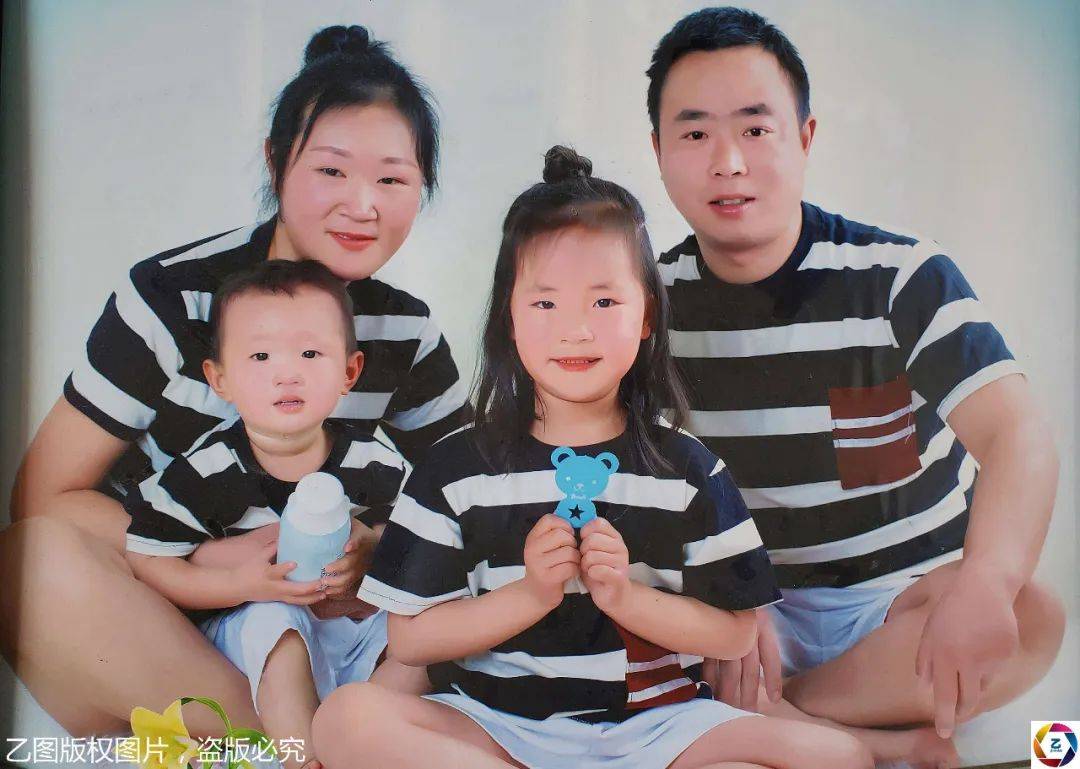 高温酷暑，小伙每天在工地高空作业超过10小时，