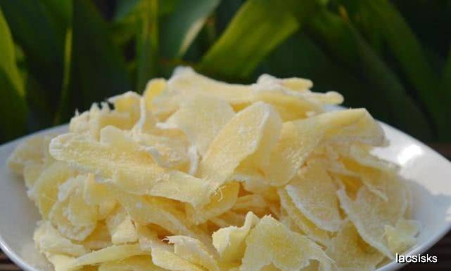 红枣|坚持一段时间，皮肤变白了，身材越来越好女生每天把它当零食