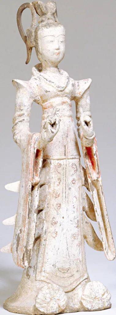 女性|在唐朝，乘风破浪的姐姐们都穿什么？