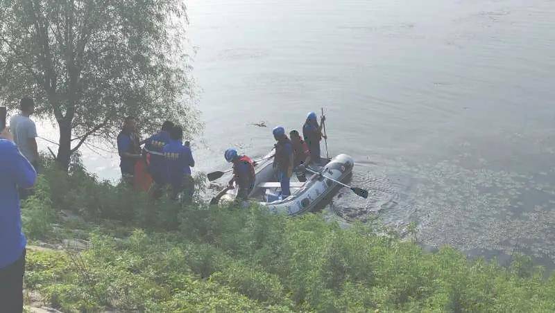 男子碧流河游泳溺亡 身上缠着水草......
