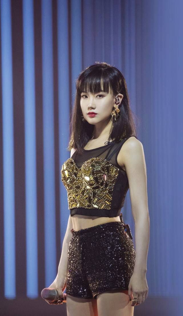 唱词|原创自己写的说唱词，三个人调侃自己180线，这一组有点心酸