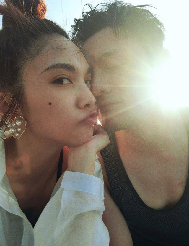 衷肠|原创李荣浩35岁生日小情侣互诉衷肠，杨丞琳首晒求婚视频甜蜜满满