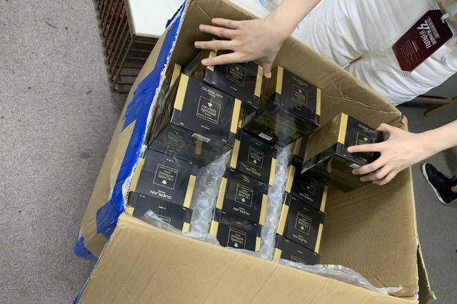宁静又给姐姐们送礼物,价值不菲个个上万!