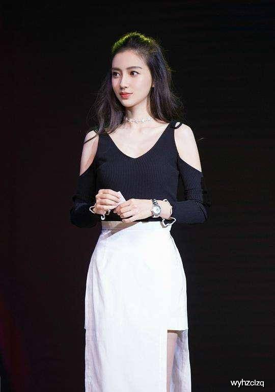 原创不同明星穿衣搭配风格,赵丽颖,热巴,杨幂各有不同,你发现了吗