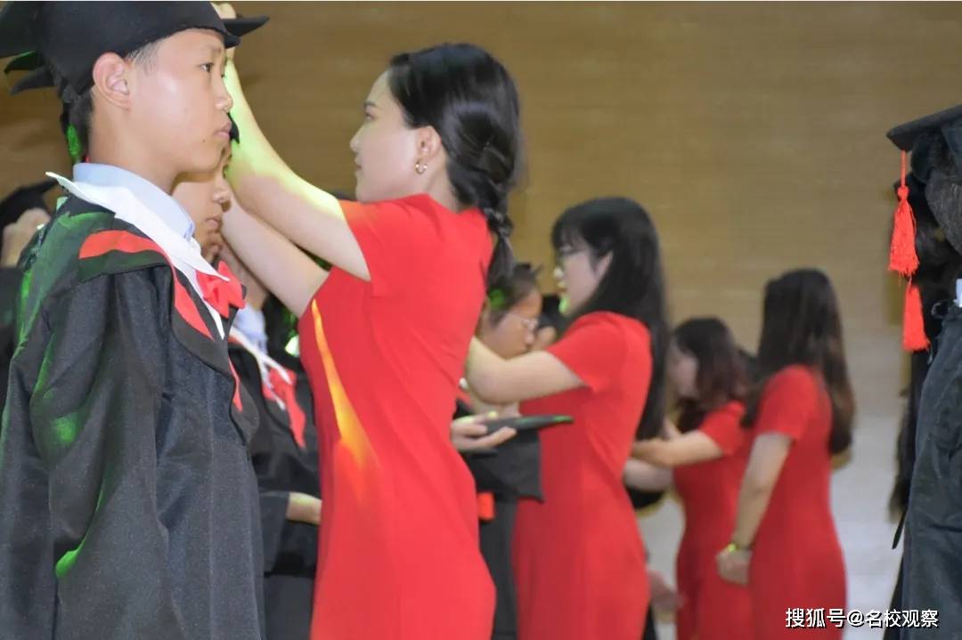 为梦想加冕，向未来启航！乐至博骏公学小学2020届毕业典礼隆重举行！