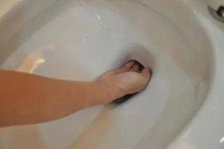 假货|同样是网购，凭什么别人能装出五星级卫浴，而你只配买到假货？