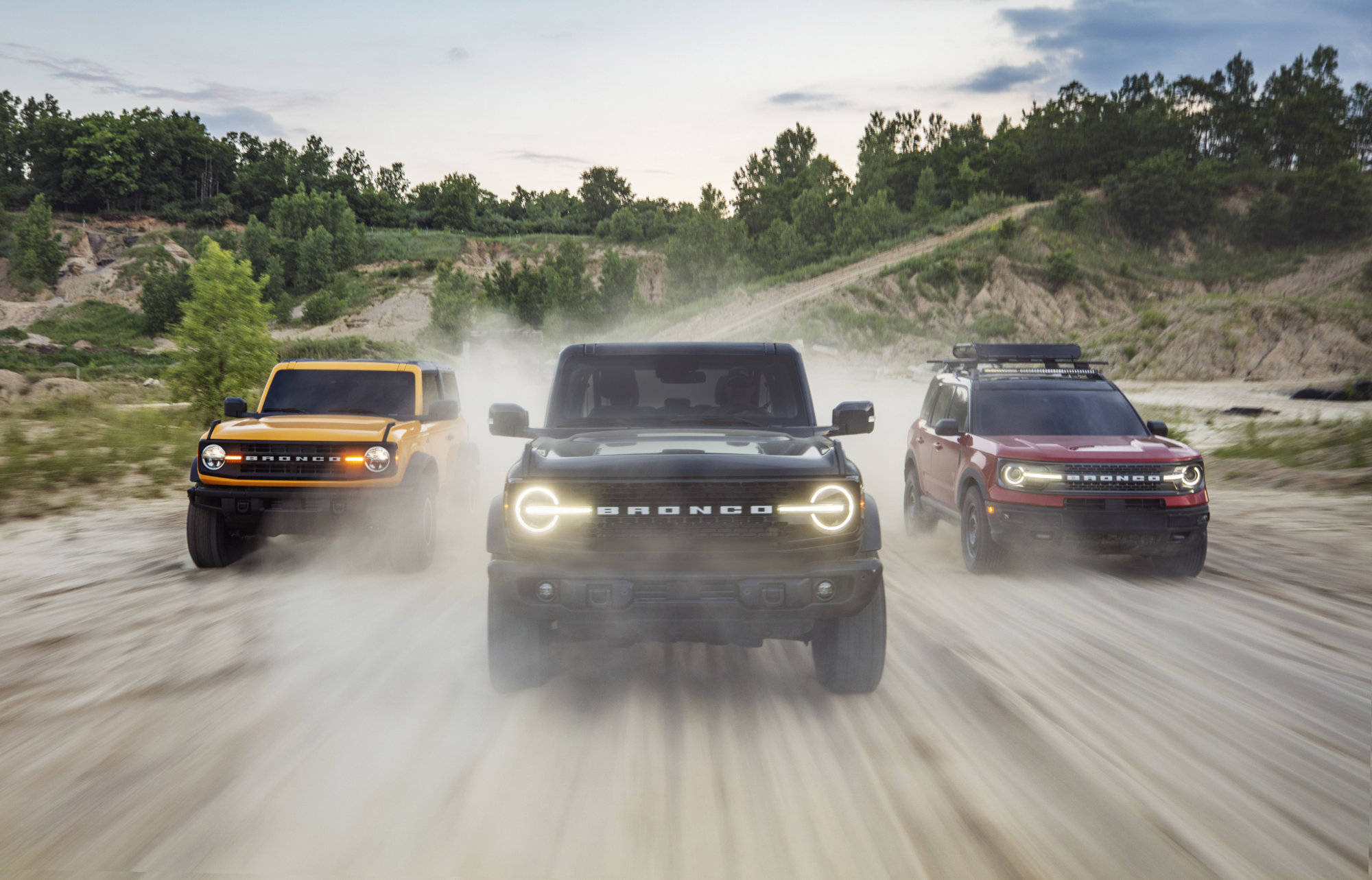 福特全新bronco硬派4x4越野suv家族尽释品牌强悍本色