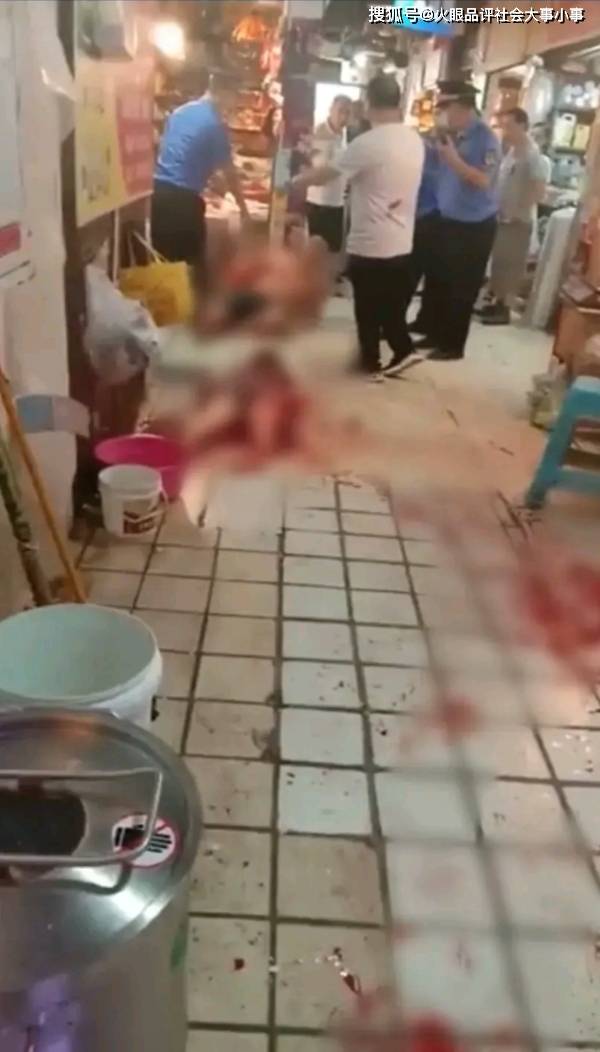 原创好恐怖!重庆九龙坡杨家坪农贸市场伤人致夫妻2人死亡,因发生争执