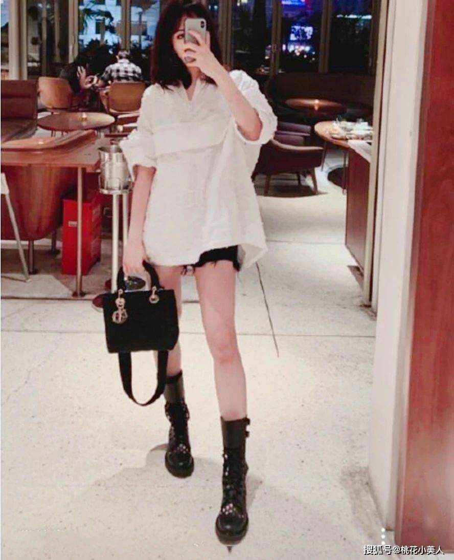 名媛|华为小公主姚安娜，不愧是顶级名媛，2万的裙子3万的包，鞋呢？