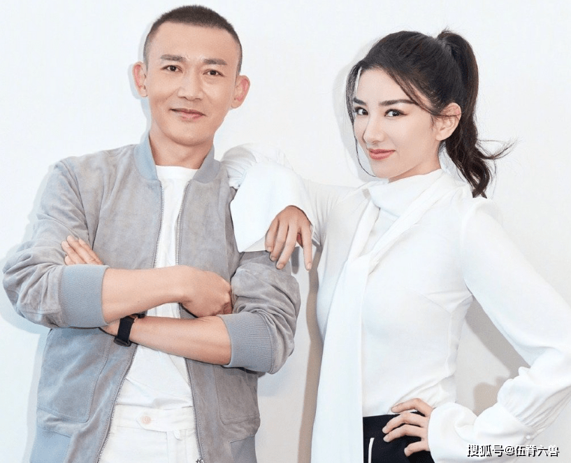 黄毅清被判15年后,前妻黄奕首次发文,晒女王范儿美照霸气十足