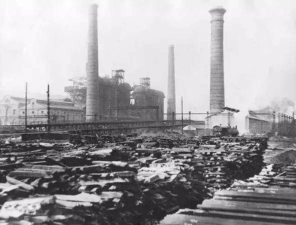 辫子|民国时期的老照片:还有普通百姓未剪掉丑陋的大辫子