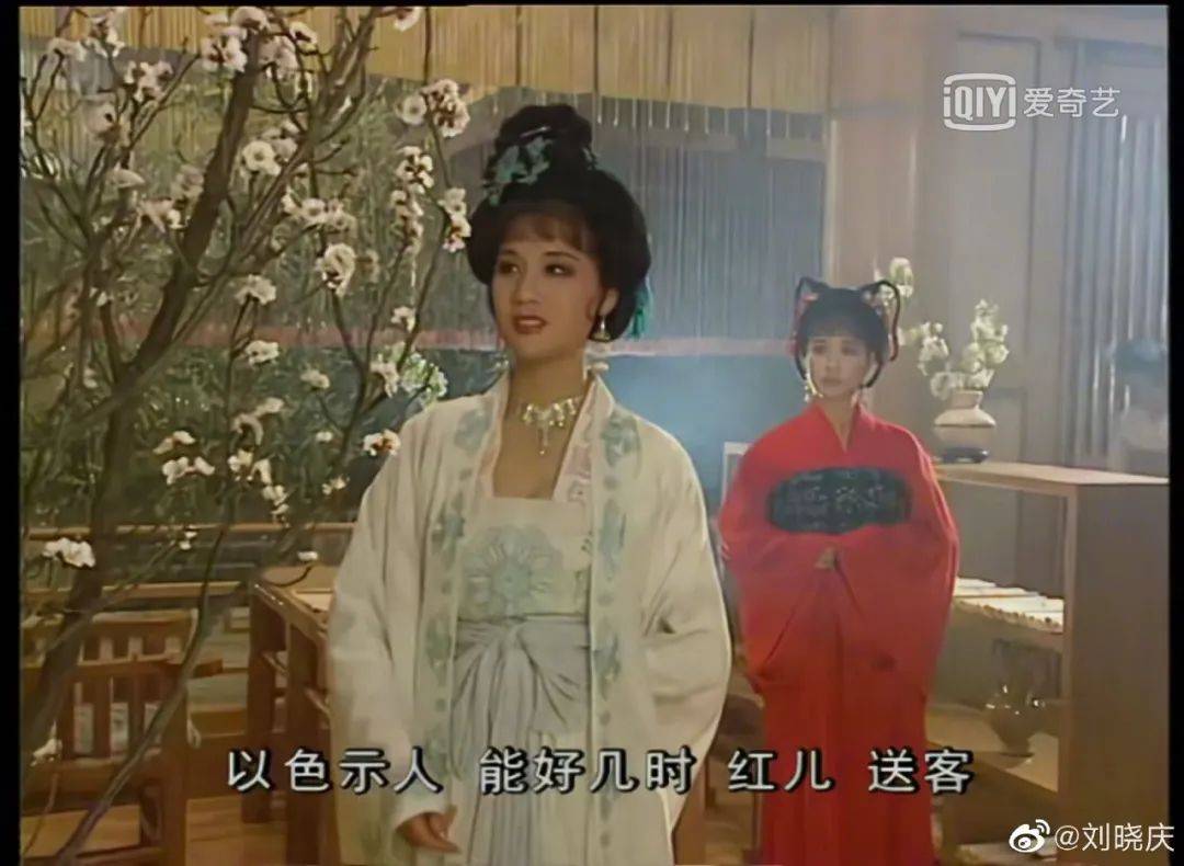 建群|除了演员还是设计师，这些剧的服装都是她设计的，温婉才女走了