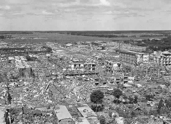 原创老照片揭示1976年唐山大地震真实影像