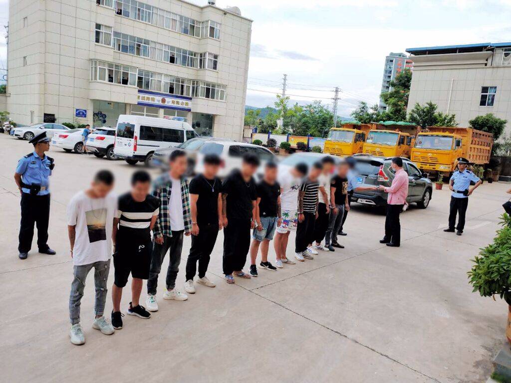 跨越千里抓骗子!警方一举抓获23名电诈嫌疑人