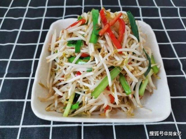 韭菜|要不要焯水？原来一直做错了，难怪豆芽不入味，腥味重炒豆芽时