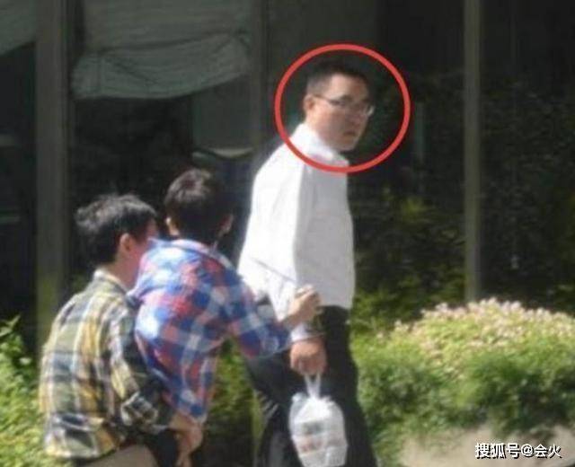 片场|原创海清腰伤复发？疼到走路要两人扶！对自己太狠拍戏曾被连扇18耳光