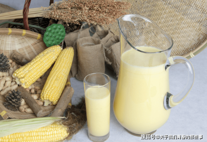 银耳|加剩米饭是“外行”!加这2样,香浓爽滑,营养滋补鲜榨玉米汁