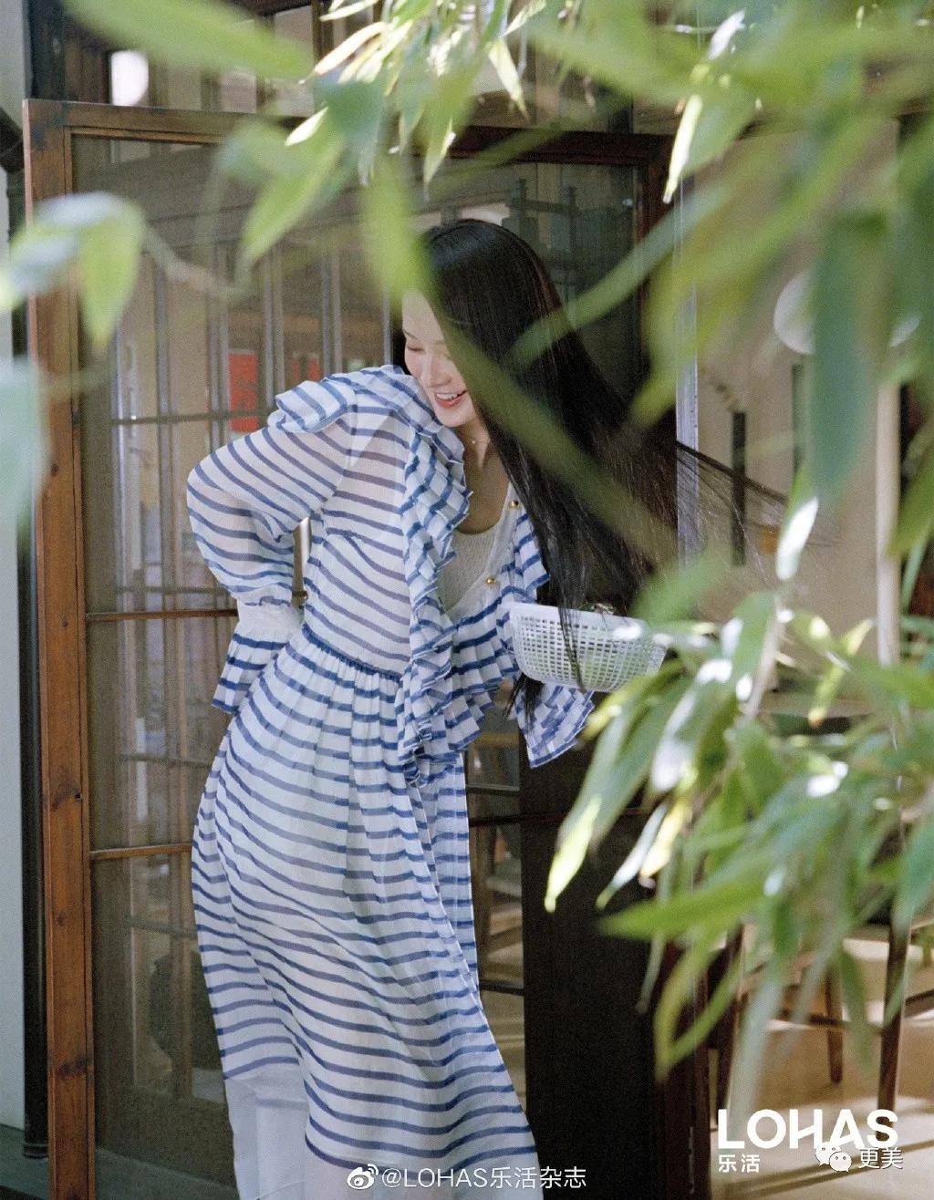 香奈儿|热巴新脸又没法看了,纯天然的她却被质疑用镰刀拉双眼皮?