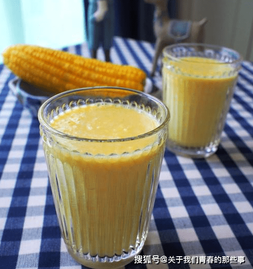 银耳|加剩米饭是“外行”!加这2样,香浓爽滑,营养滋补鲜榨玉米汁