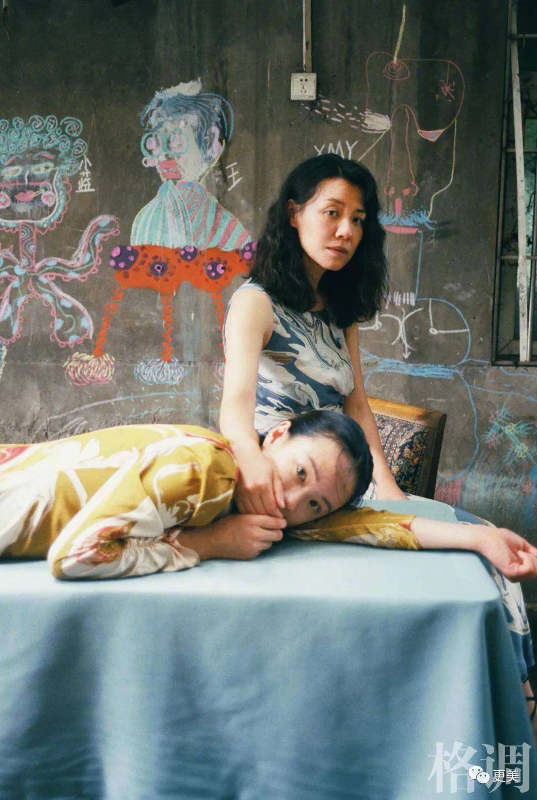 香奈儿|热巴新脸又没法看了,纯天然的她却被质疑用镰刀拉双眼皮?