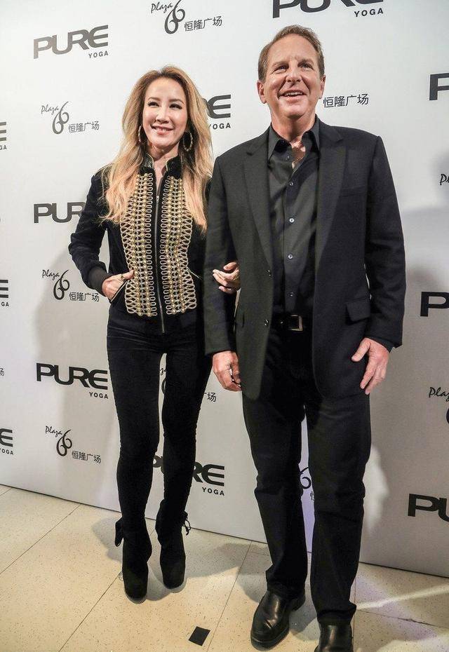 身材|李玟卸掉大浓妆，怎么就成了老年人？身材再好也没有不老的！