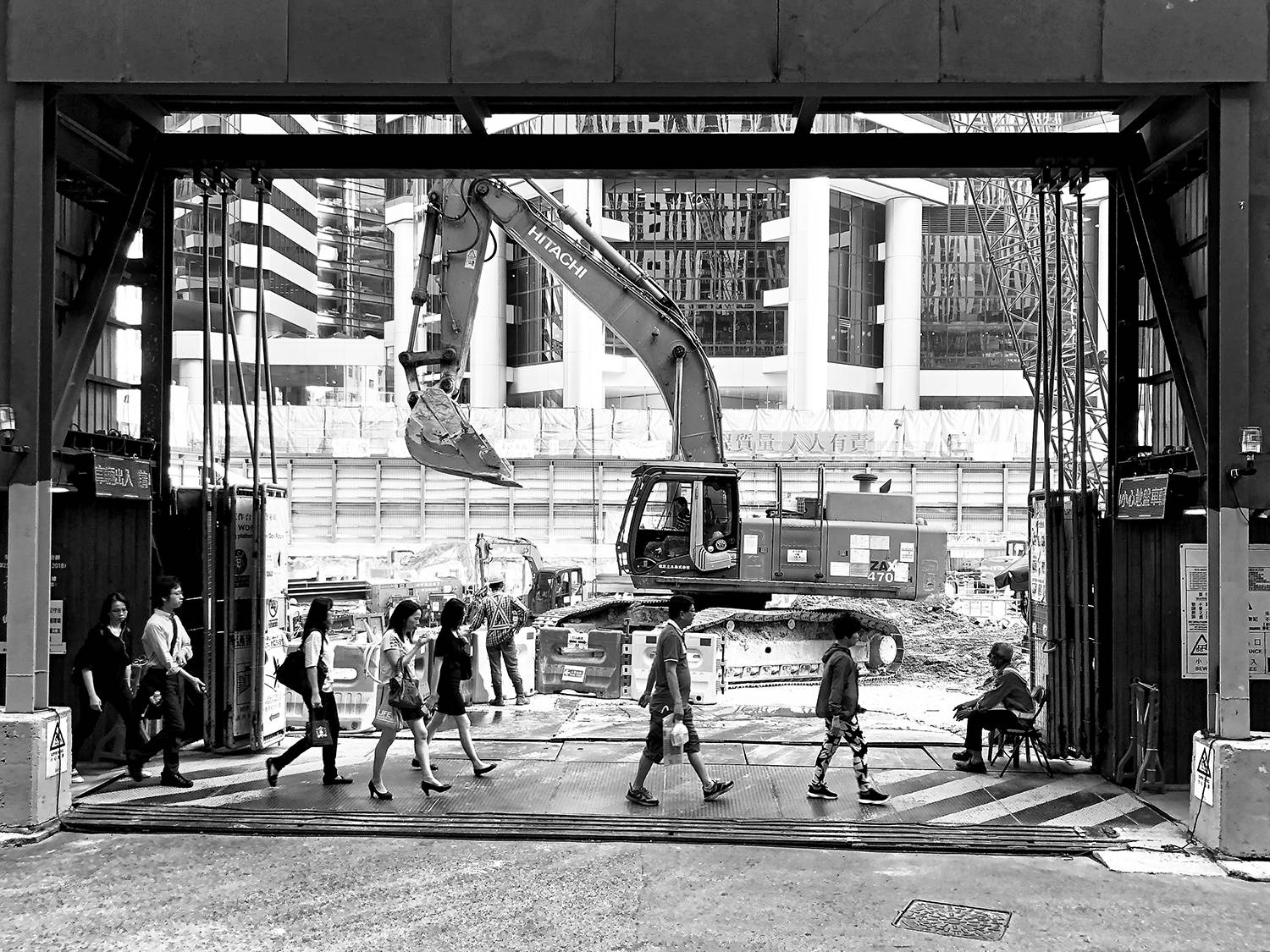 美图|生活就是那匆匆而过的身影，摄影达人的手机街拍。