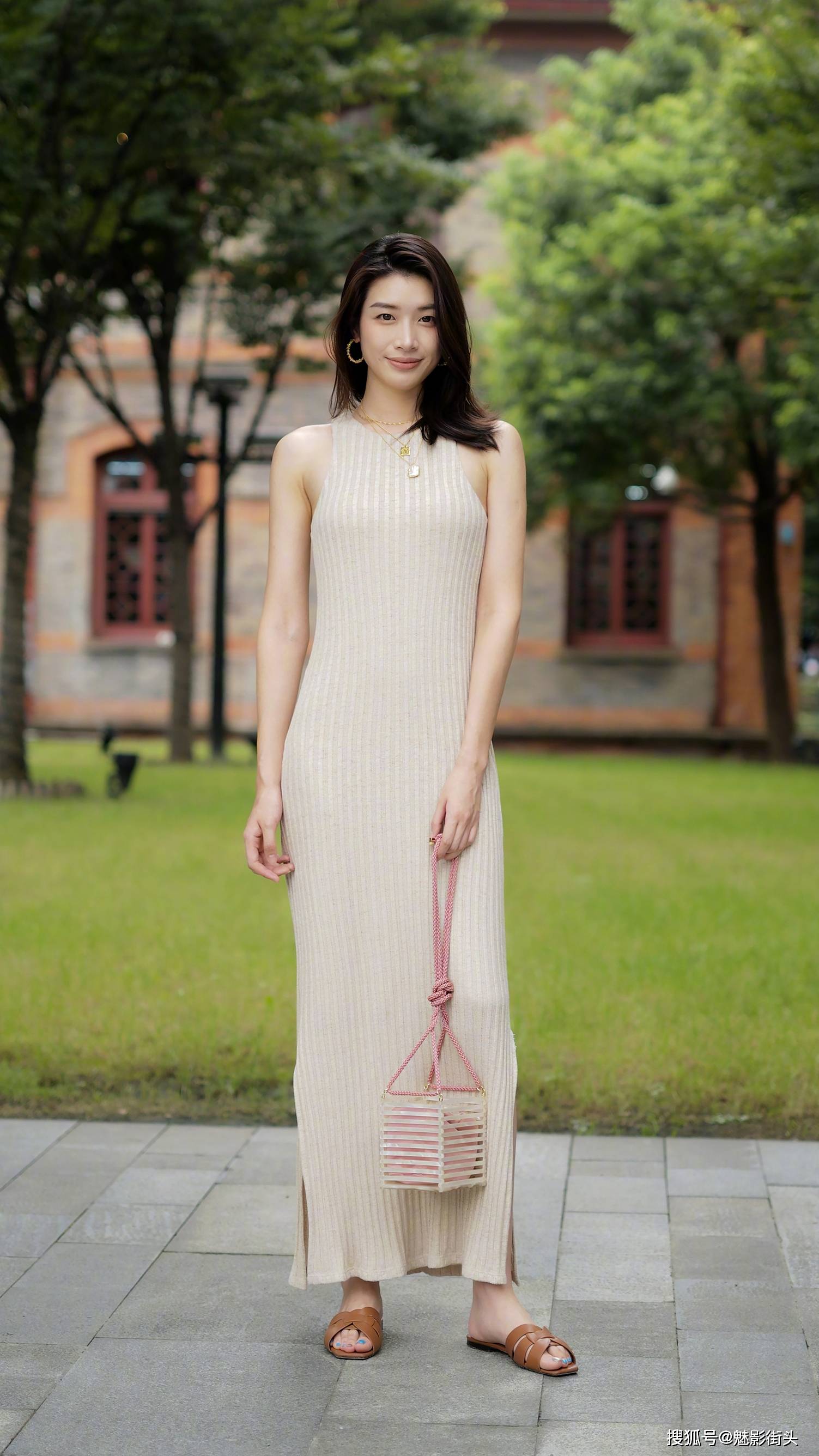 f90c11004a6449b5a363c78aee5f15ed.jpeg