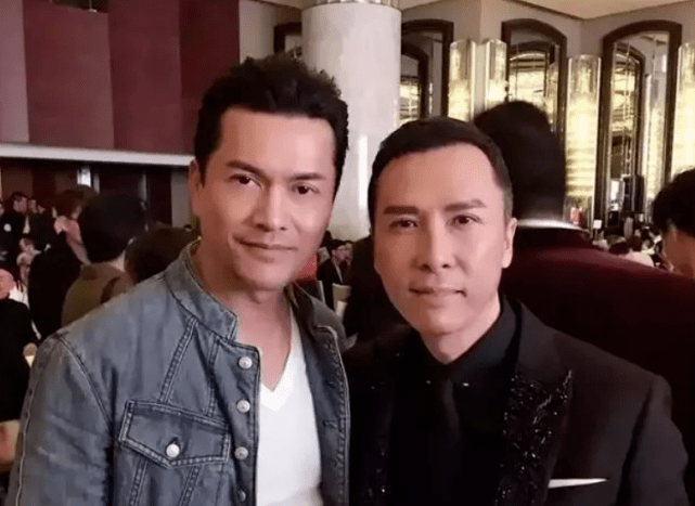 前妻|原创64岁男星年轻像40！但诋毁前妻跪舔富婆现任的骚操作，太渣了！