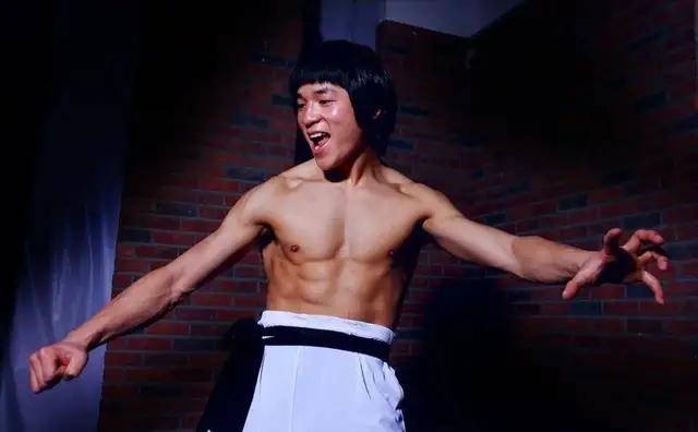 成龙|原创现代李小龙爆料:白冰不是靠成龙上位而是李咏,可惜人已经死了