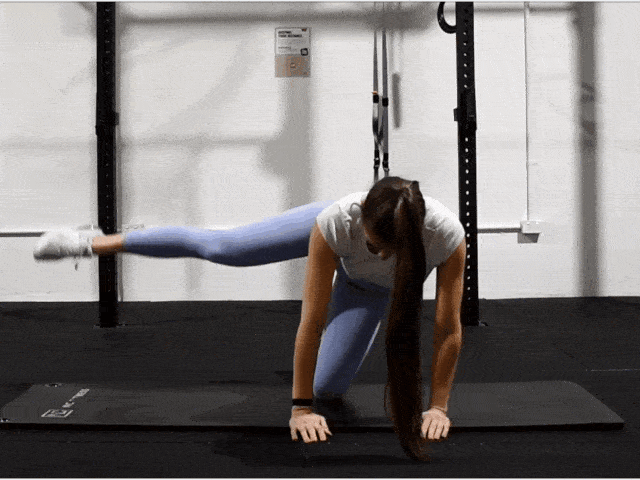 徒手臀腿塑形训练,8个动作,协调臀腿发展,练出翘臀与紧致双腿