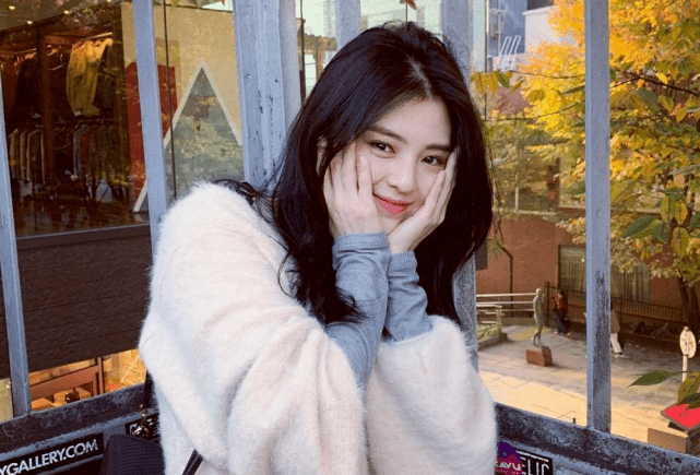 身陷|原创太唏嘘！“最美小三”身陷欺诈危机，被吸血妈妈冒名欠债拖下水！