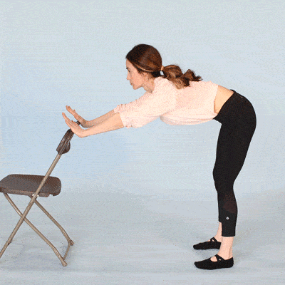 万茜刚|前几天万茜刚骨折，今天张雨绮就差点被泥石流击中！这节目组是有毒吗？！